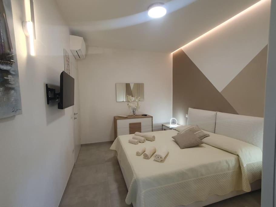 Lecci Al Mare Apartamento San Vincenzo Exterior foto